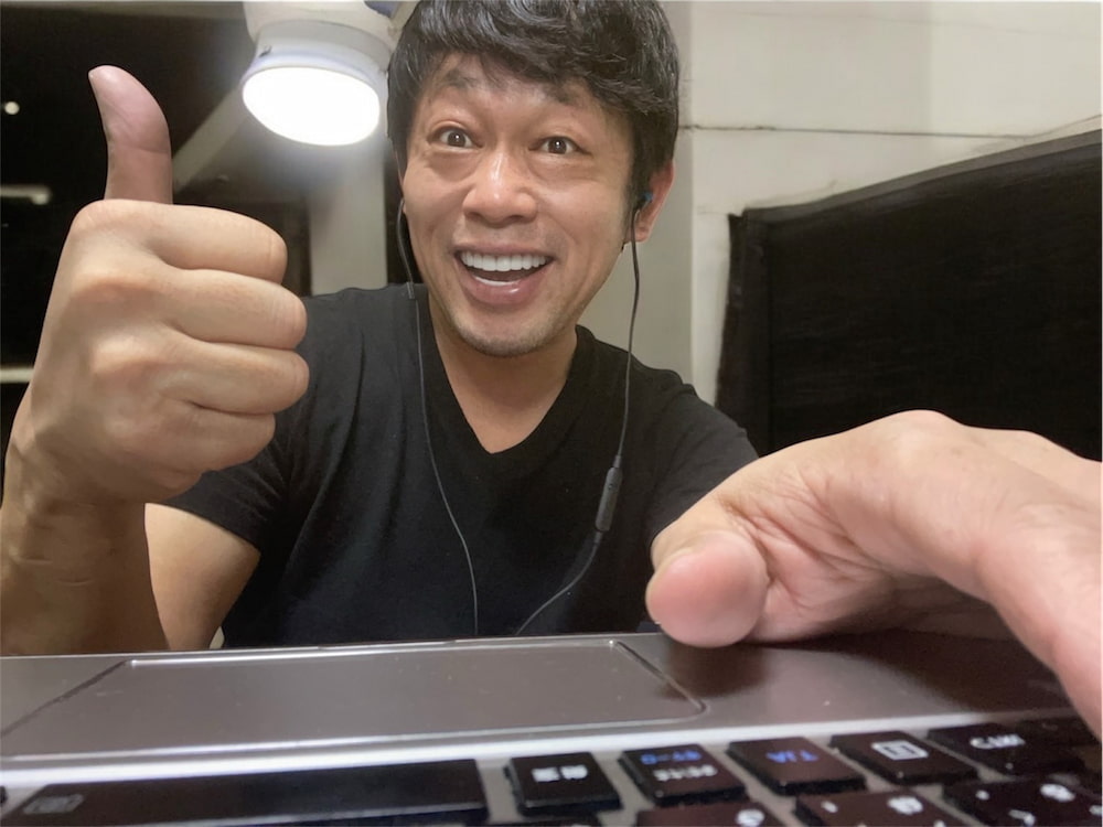 オンライン英語塾 HGLOBE 代表講師Hitoshiによる親身なマンツーマン指導風景