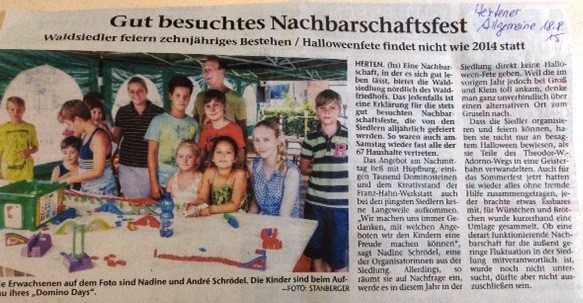 Straßenfest in der Waldsiedlung mit der Franz-Hahn-Werkstatt - Quelle:Hertener Allgemeine v. 18.08.15