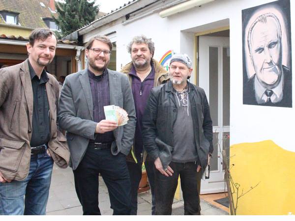 Foto der Spendenübergabe am 03.02.17   - Foto: Maiss, Hertener Allgemeine