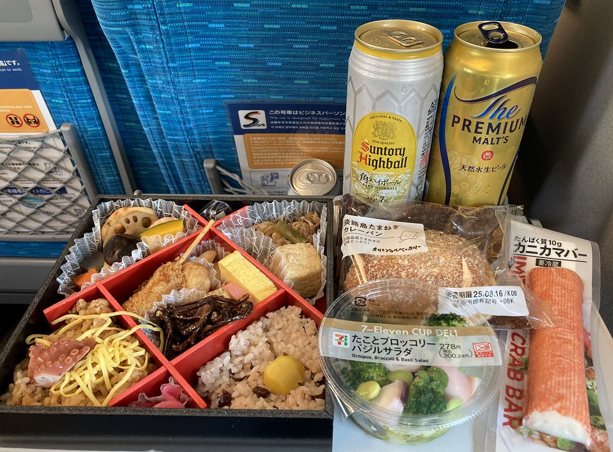 お盆の新幹線居酒屋（新神戸駅）