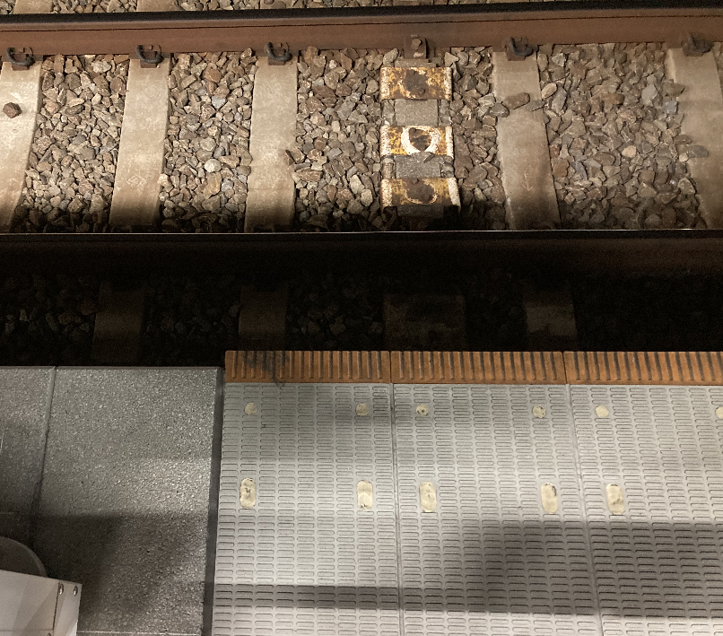 車両とホームのすき間解消