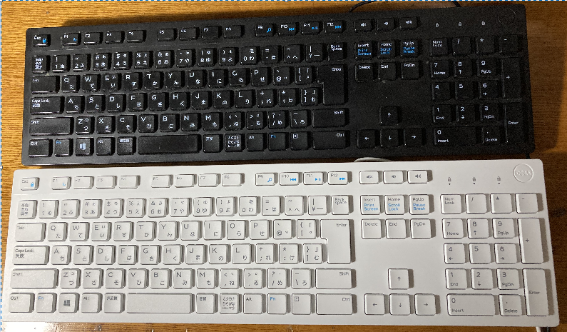 キーボードを交換しました（黒→白）