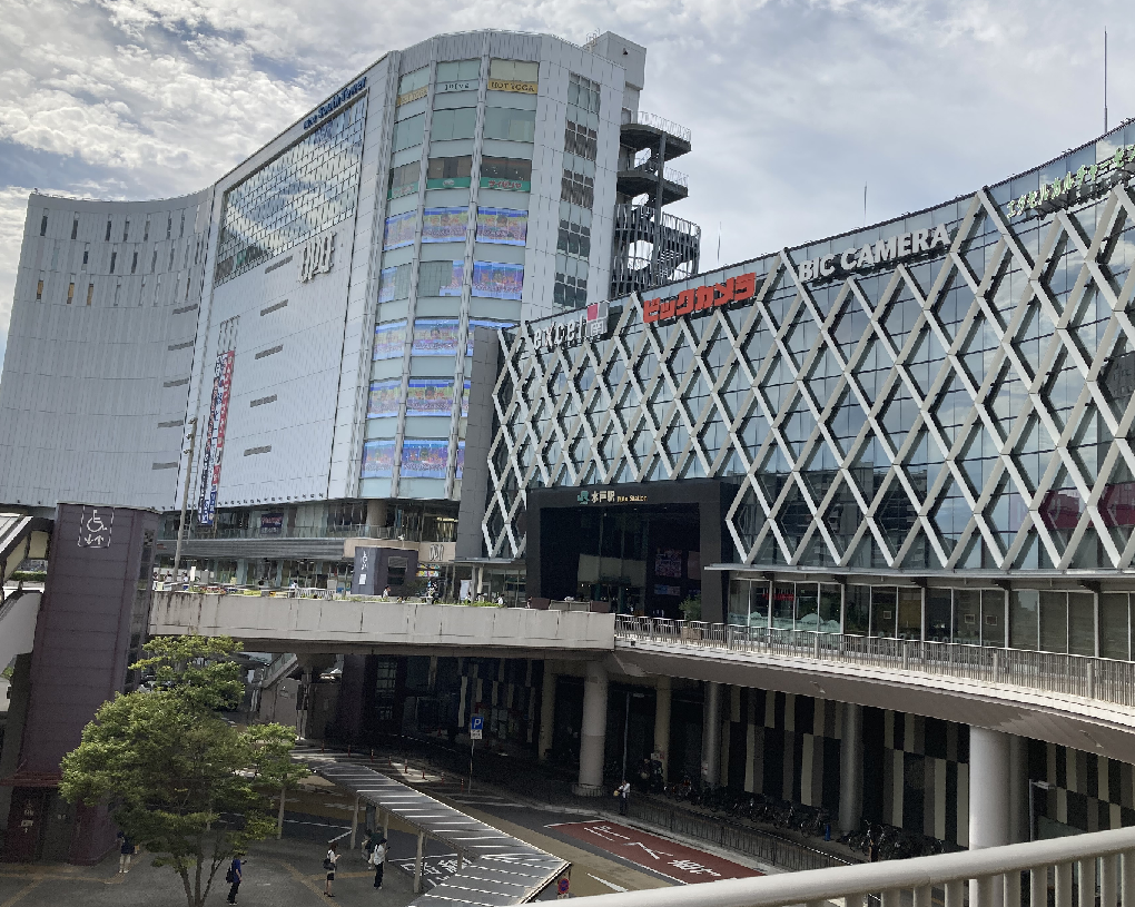 水戸駅はビックカメラ