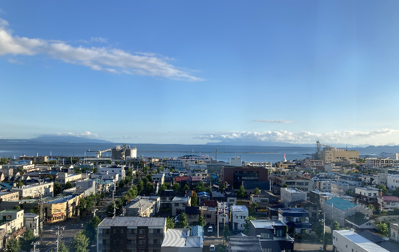 久々の晴天は秋の気配（青森市）