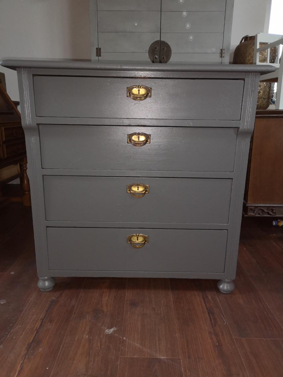 Nachher. Verwandetl mit PtP Farbe "Pewter"