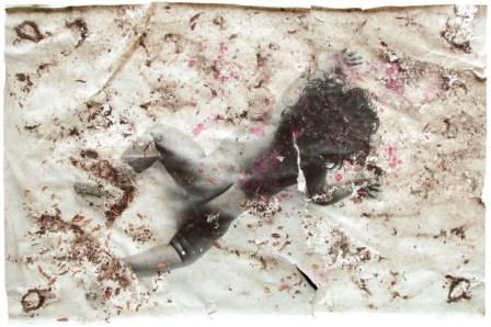 MARIELIS SEYLER, Child, 2004, Open-Air Bild, Fotoemulsion auf Barytpapier, Sand, Erde, Wachs, 120x180cm