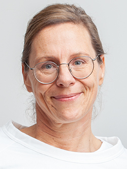 Ursula Naggies-Dinstl, Existenzanalytikerin