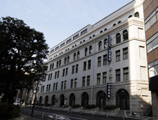 日証館ビル(株式会社ラルク)外観