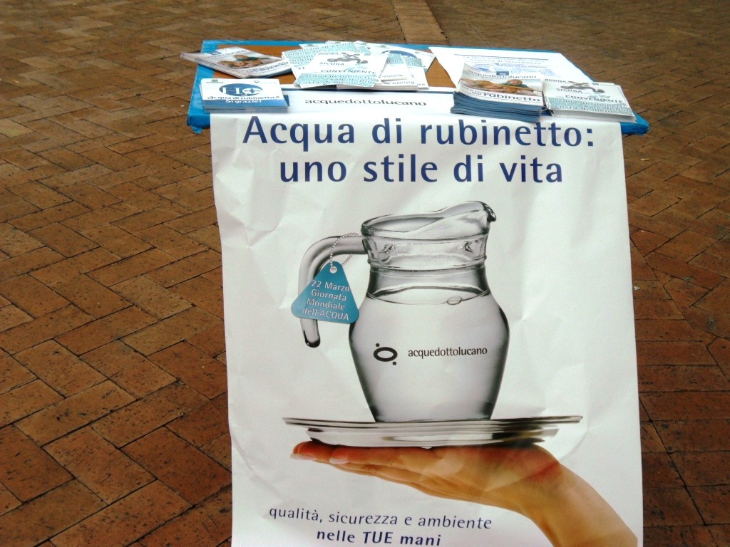 Campagna 2012 Acqua di rubinetto...si grazie!