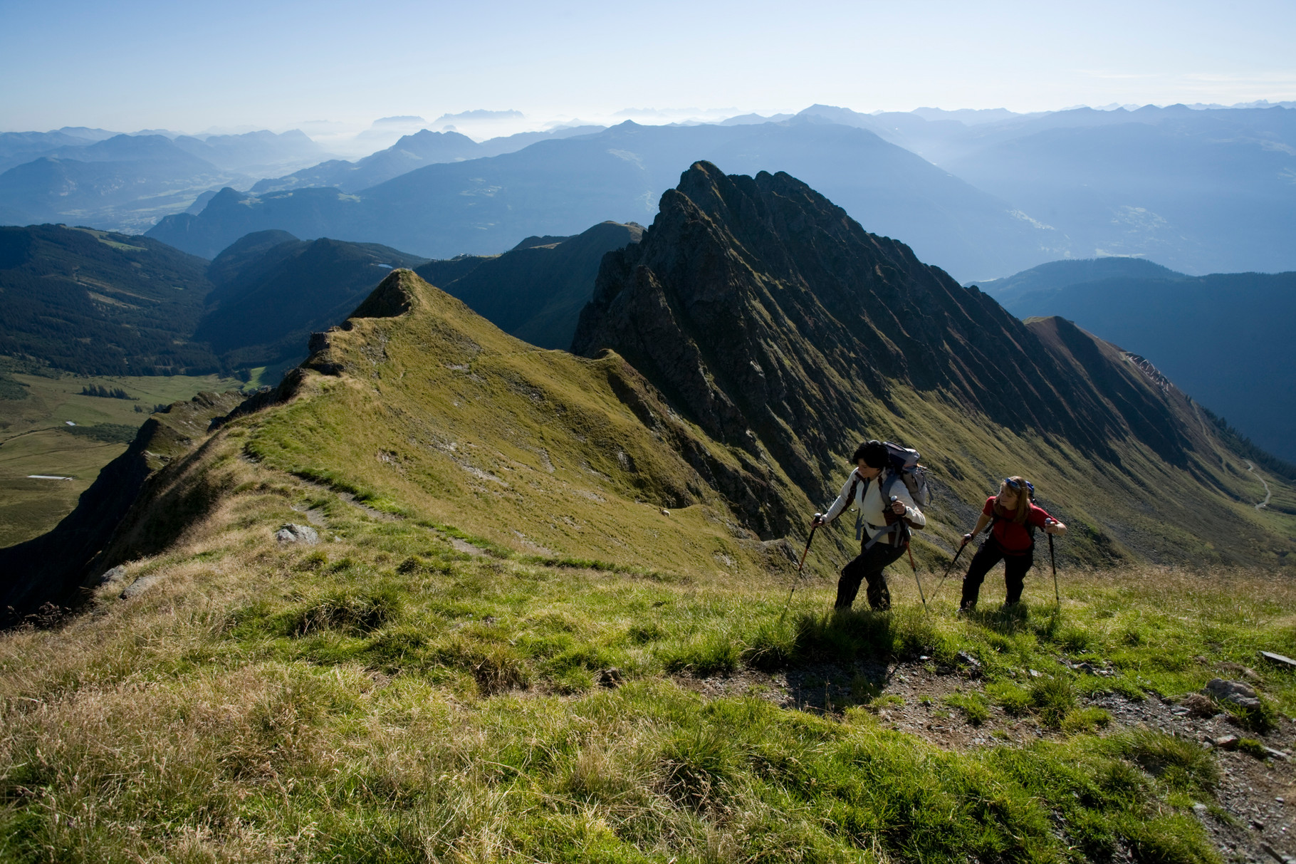 genießen Sie den Ausblick - Panorama-Wanderung am Kellerjoch ©Ritschel