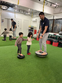 日本大阪儿童教育孩子兴趣班体操班英语教室ALOHAKIDS