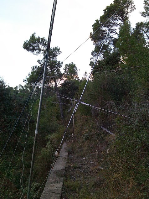 Que bien que se ve la antena asi bajita,pero luego biena subirla,ja ja.