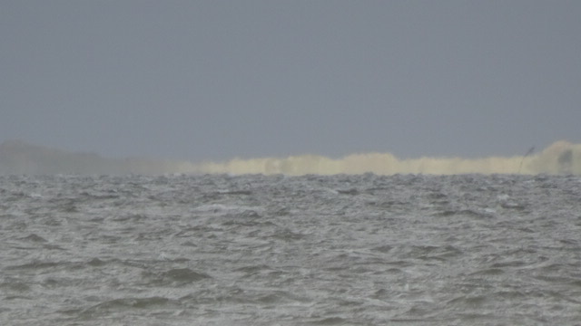 Wangerooge von Harlesiel aus gesehen bei guter Sicht.