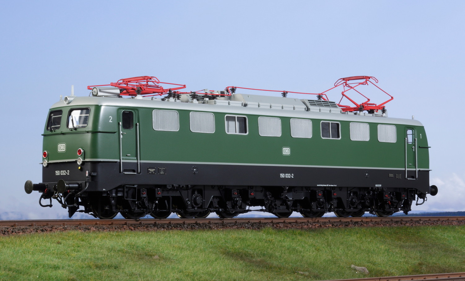 Spur 1 Lokomotive 150 032-2 DB grün Epoche IV mit Einfachlampe 