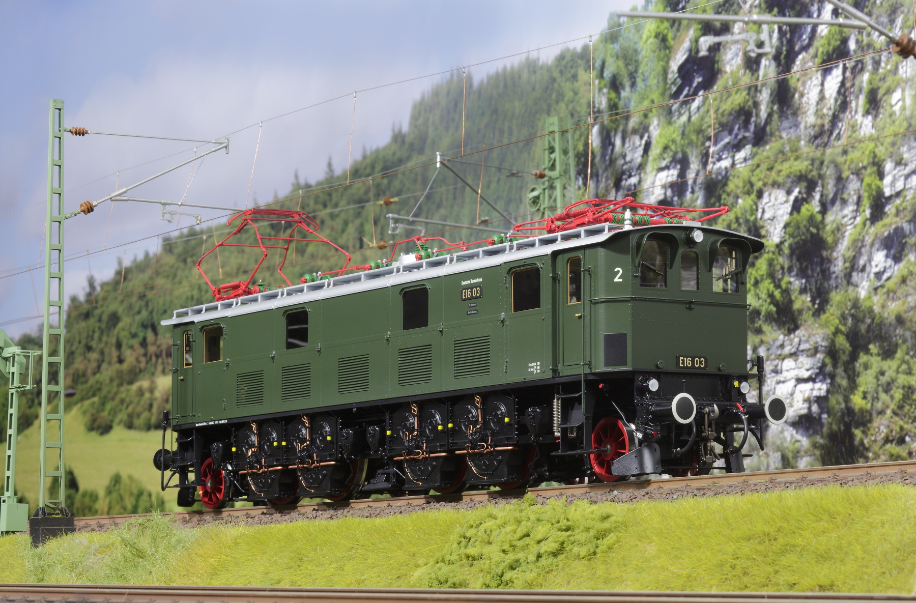 Spur 1 Lokomotive Baureihe E 16 03 Epoche IIIb flaschengrün