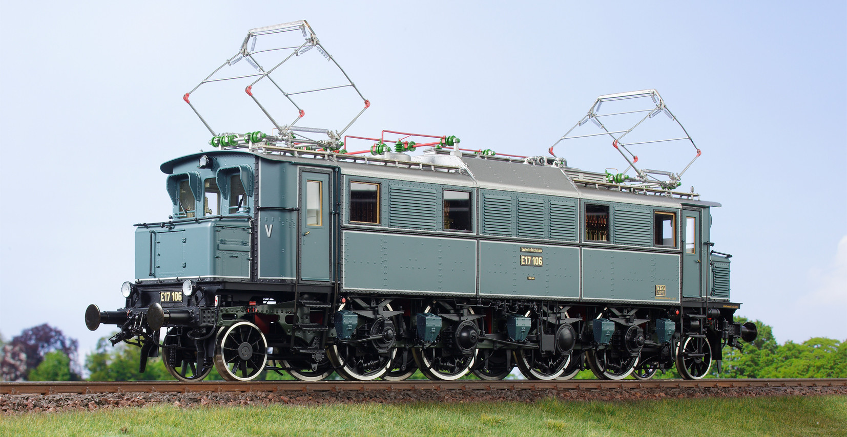 Spur 1 Lokomotive Baureihe E 17 106 Epoche IIb blaugrau