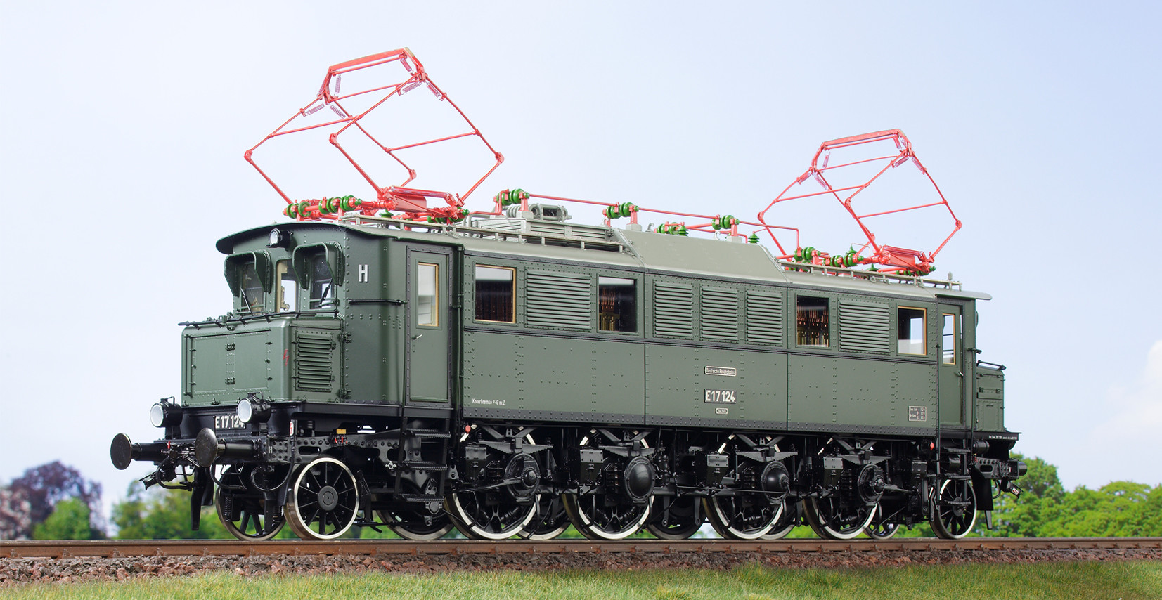 Spur 1 Lokomotive Baureihe E 17 124 Epoche IIIb DRo flaschengrün