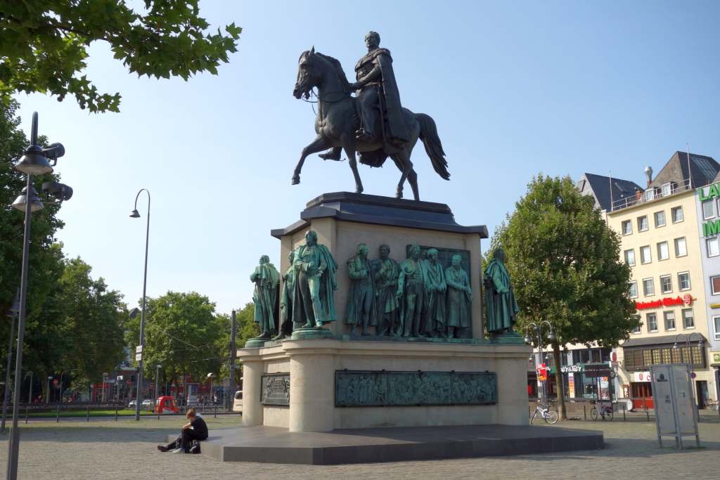 Denkmal von Kaiser Wilhelm II. auf dem Heumarkt in Köln