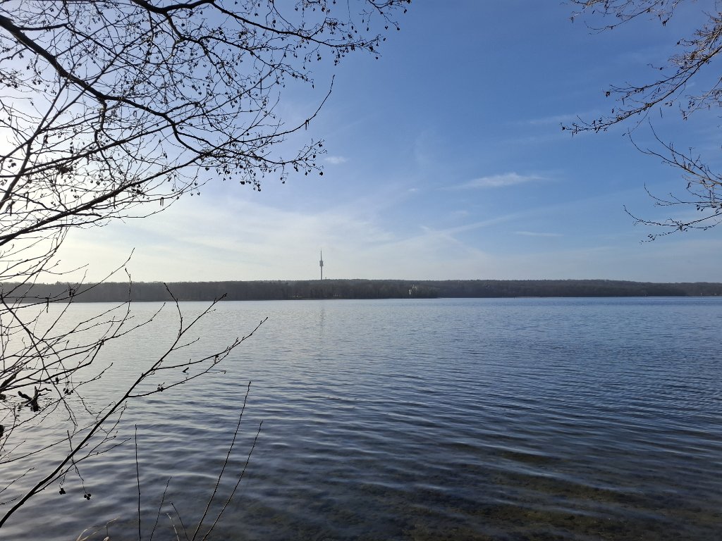 Weitsicht über das Wasser Richtung Potsdam