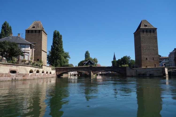 Ponts Couverts.
