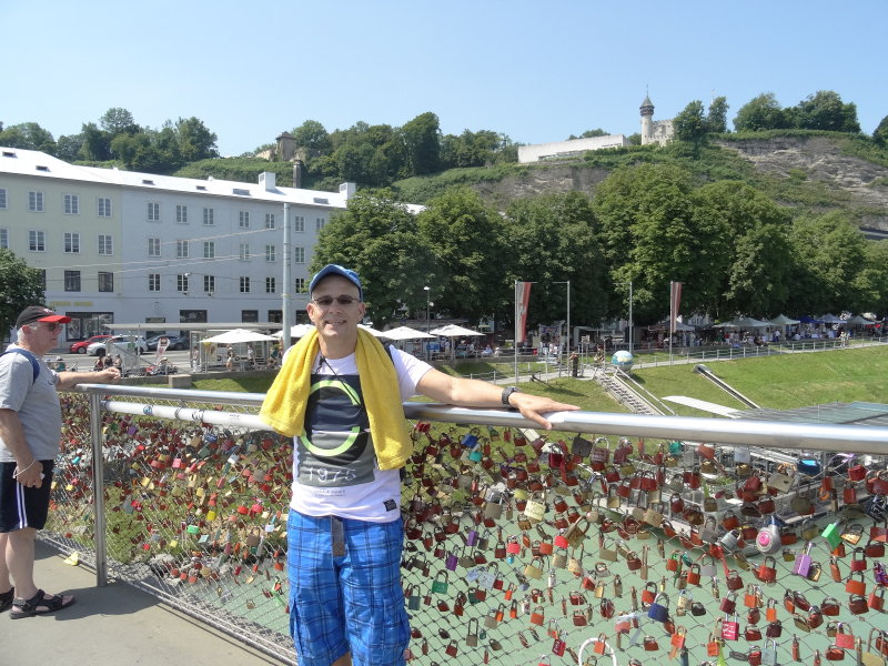 An der Liebesbrücke in Salzburg. Und wieder kein Schloss dabei. 