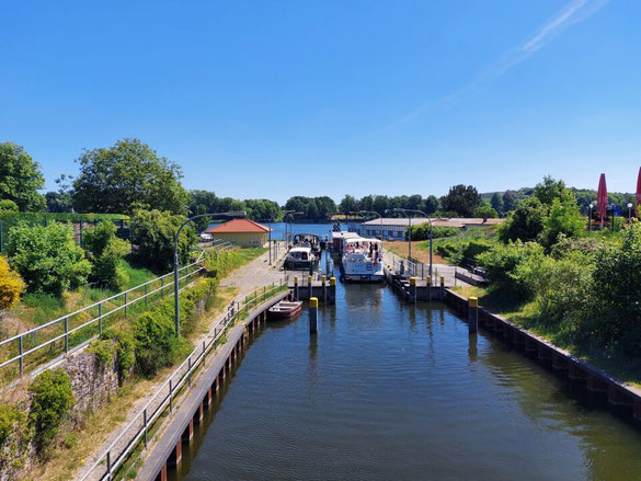 Blick in die Schleusenkammer der Schleuse Fürstenberg
