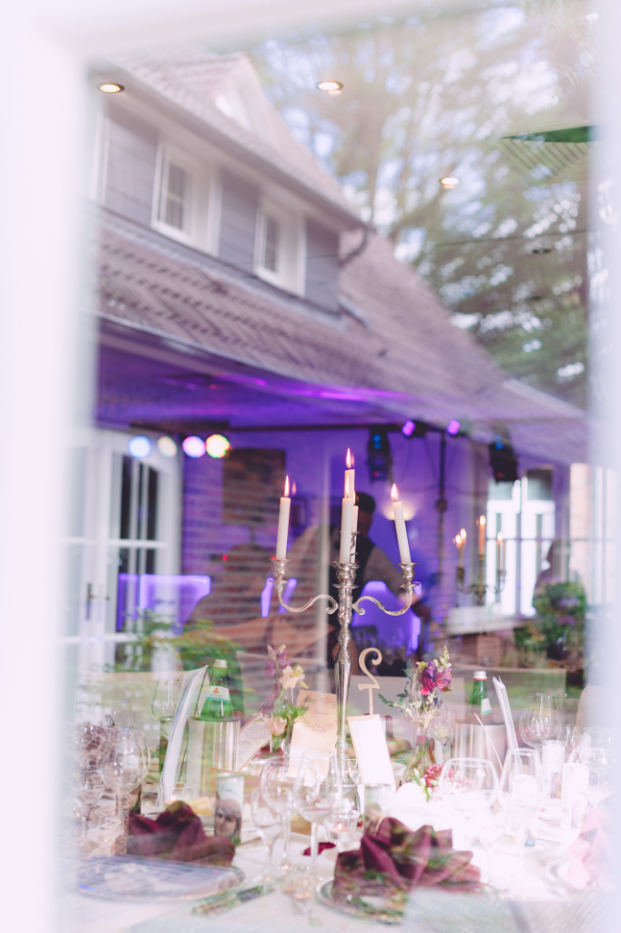Hochzeitsfotografie | Saal Tischdekoration