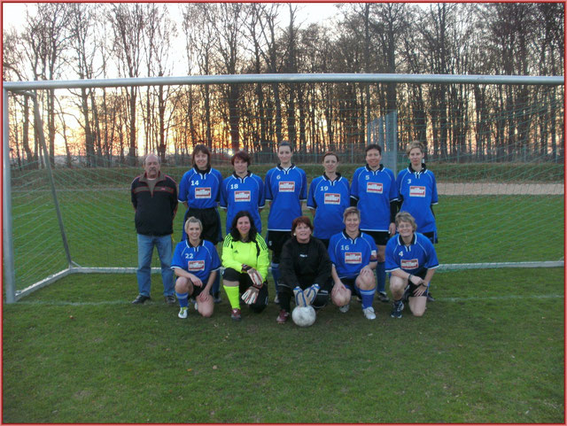 Das Frauenfussballteam 2012