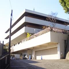 雲照寺 徳教会館