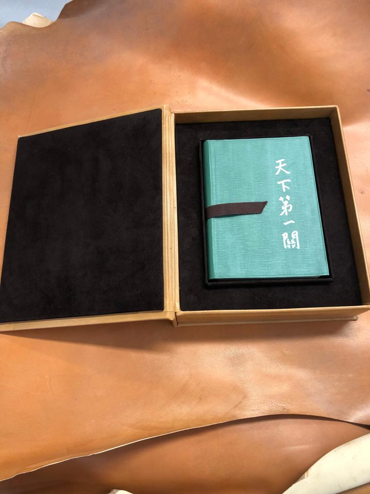 Leather box for present by Conti Borbone