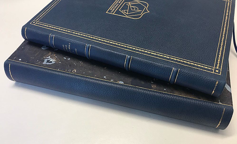 Conti Borbone - guest book - Air Force Linate Milan Italy