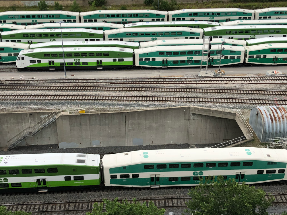 Blick aus dem 11. Stock auf den Rangier-Bahnhof