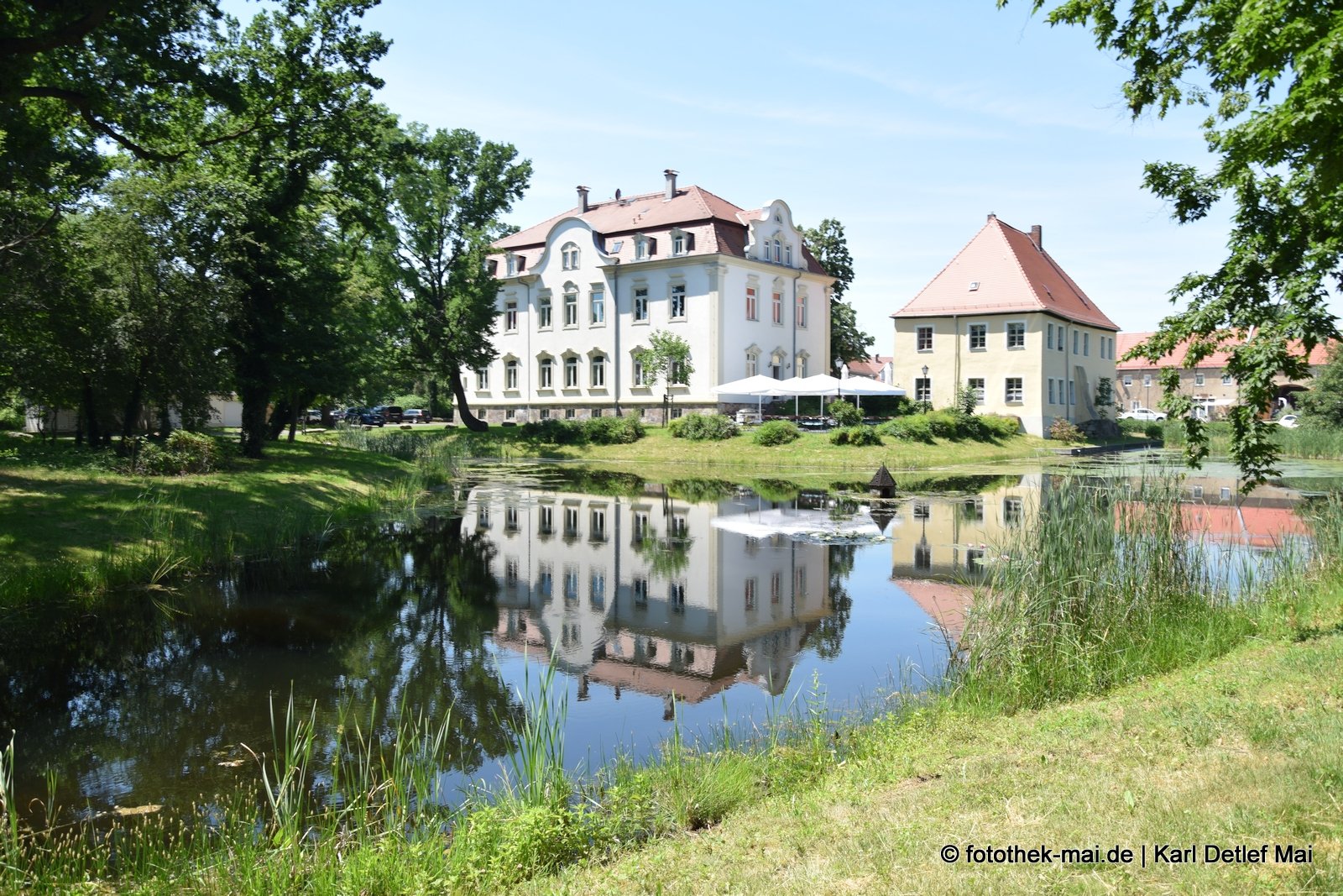Gut Kahnsdorf von der Parkseite