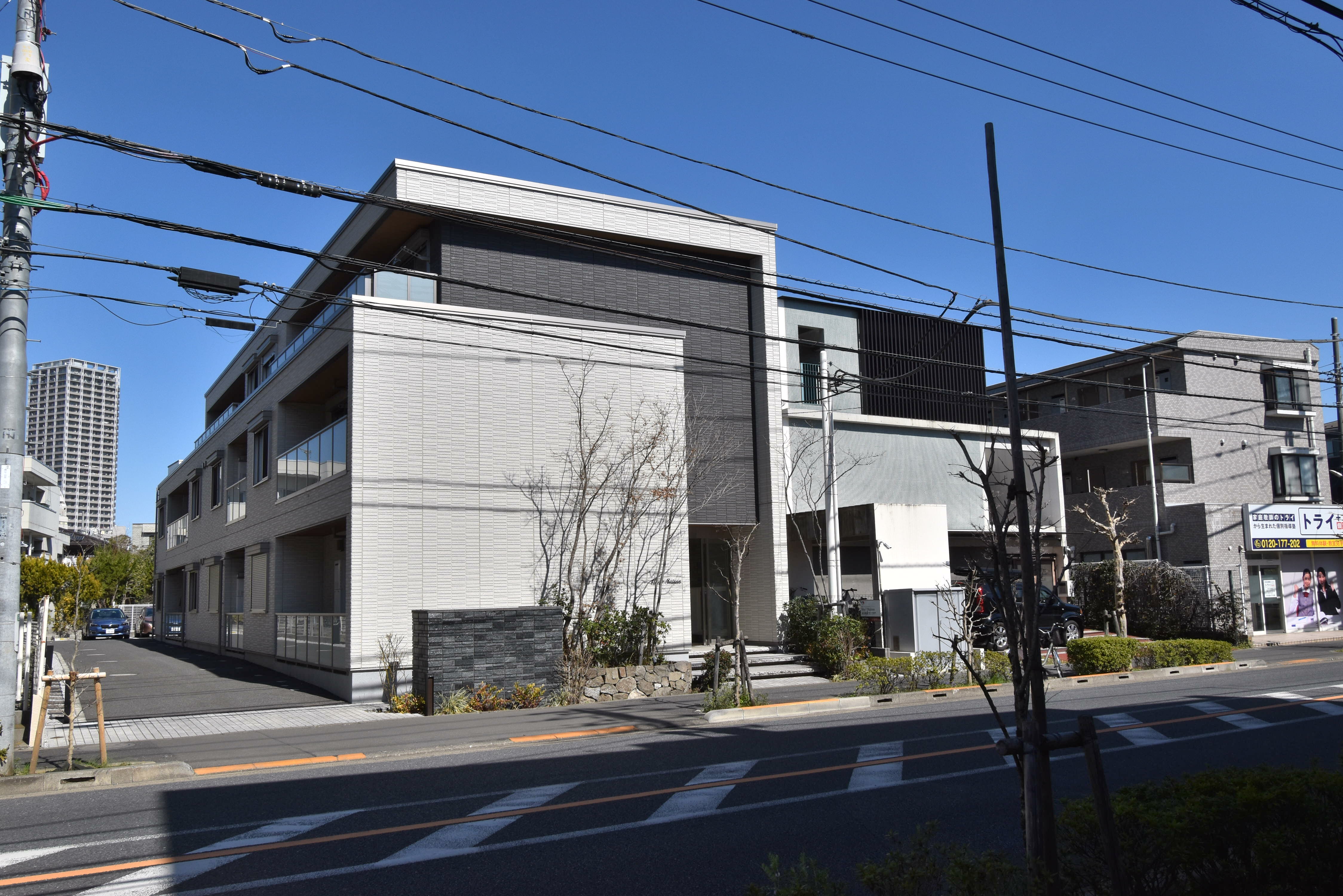 株式会社山二商事