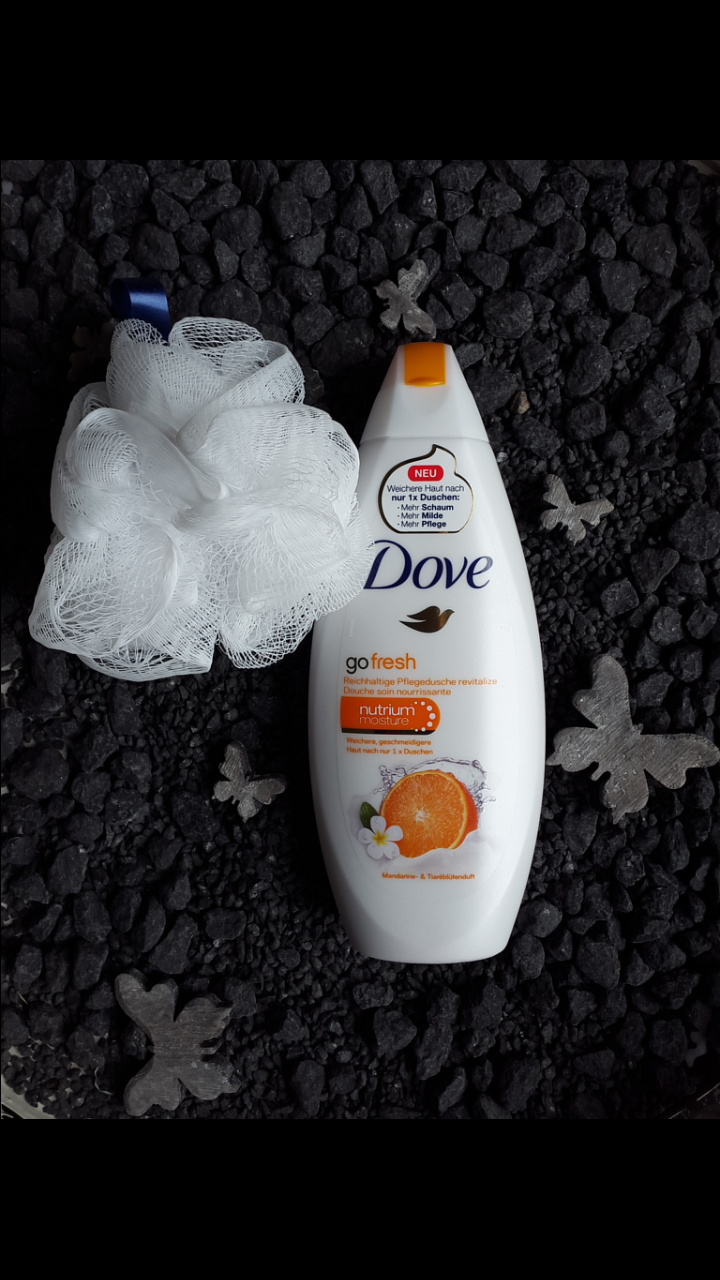 Dove gofresh mit Duschbuffer