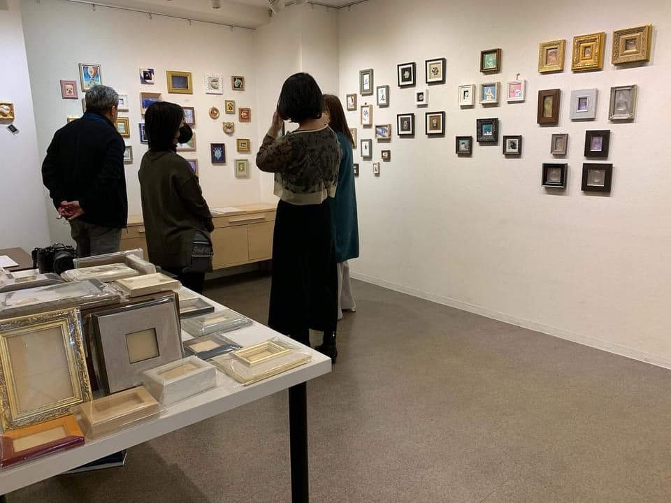 ミニ額コレクティブアート展 無事終了しました