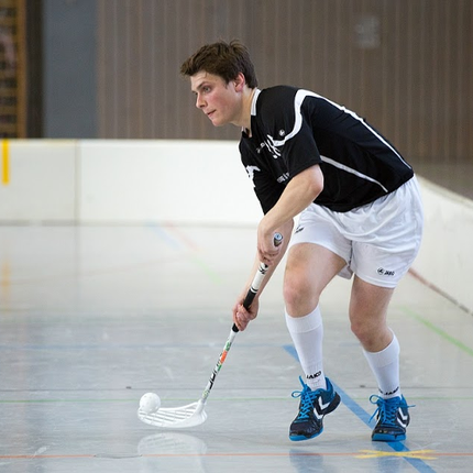 Floorball Mainz besteht aus Ballkünstlern und knallharten Jungs.