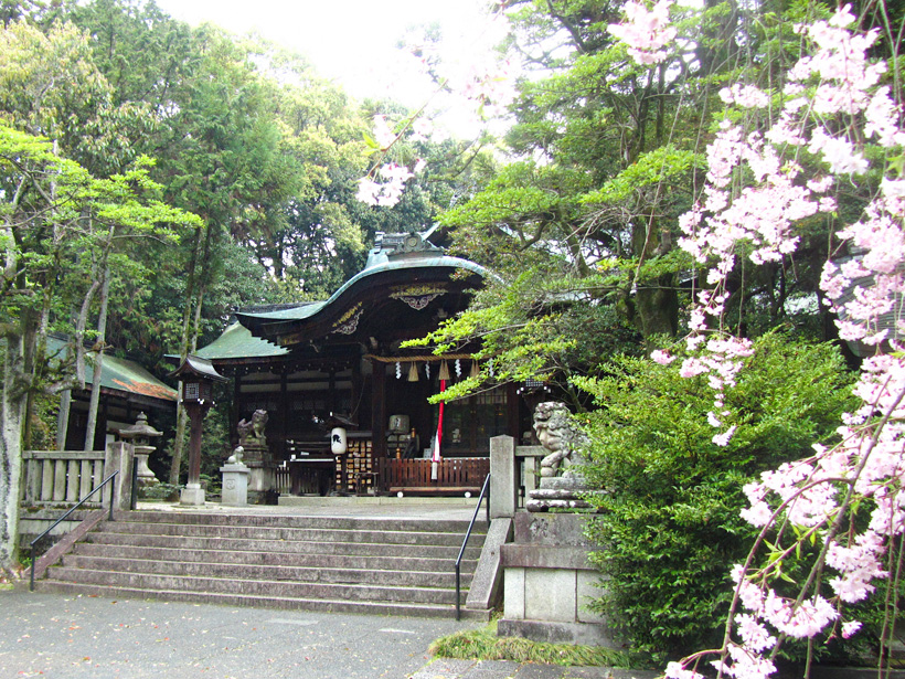 岡崎甚神社