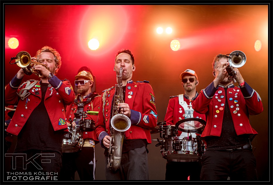 Meute Soundtrack zum Taumel der Welt kulturkritik