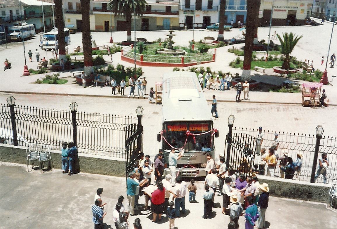 OTUZCO.20.MARZO.1993 - BAUTIZO DEL 1° MERCEDES BENZ OF-1318 / CHALÁN VIII / MORILLAS