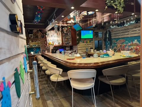 バー、カラオケ  SMiLE (スマイル)  店舗写真画像 TEL089-933-8335