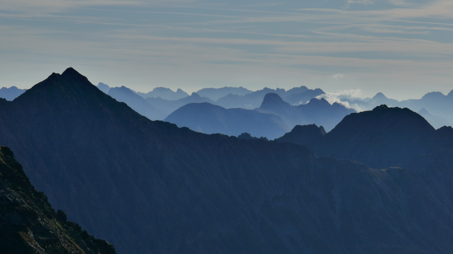 Seejoch und Schloßköpfe vor Karwendel