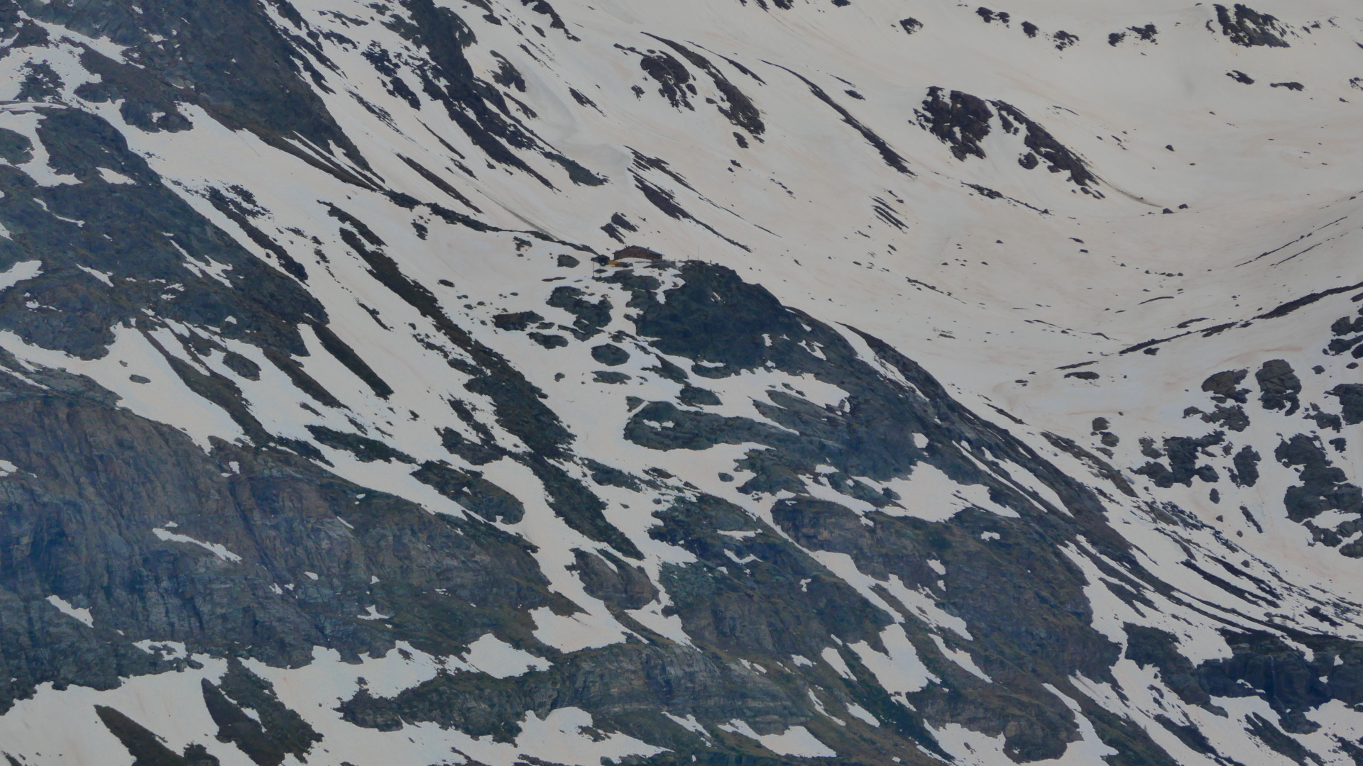 Martellerhütte, wir werden auf ca. 2.400m anschnallen können