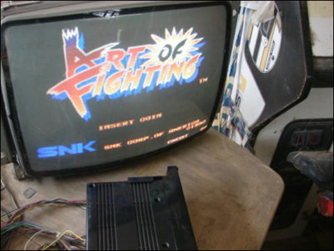 On this old monitor, Art of Fighting still looks fine!