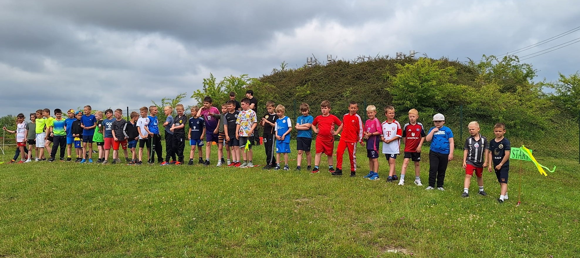 Start Crosslauf Klasse 2