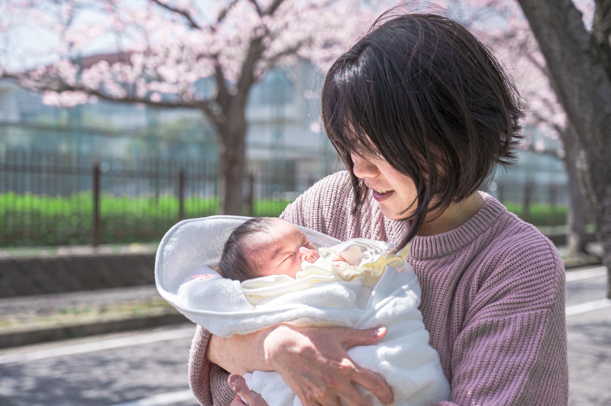 産後のお母さんの腰痛や肩こり