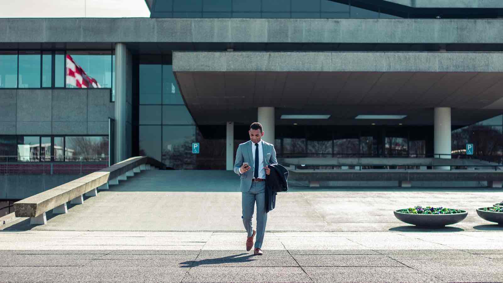 Angemessene Geburtstagssprüche für den Chef & die Chefin GZG