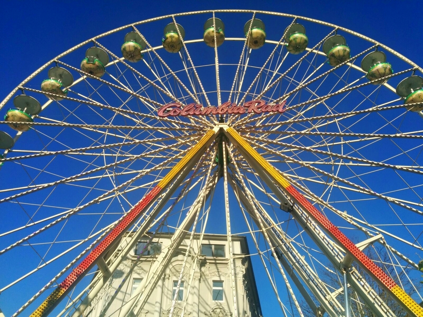 Wer oder was versetzt dich in gute Laune?