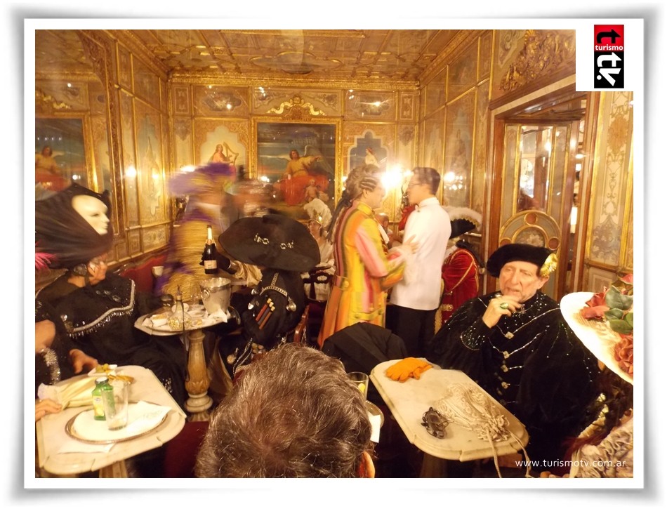 Noches de Carnaval en el café Florian de Venecia