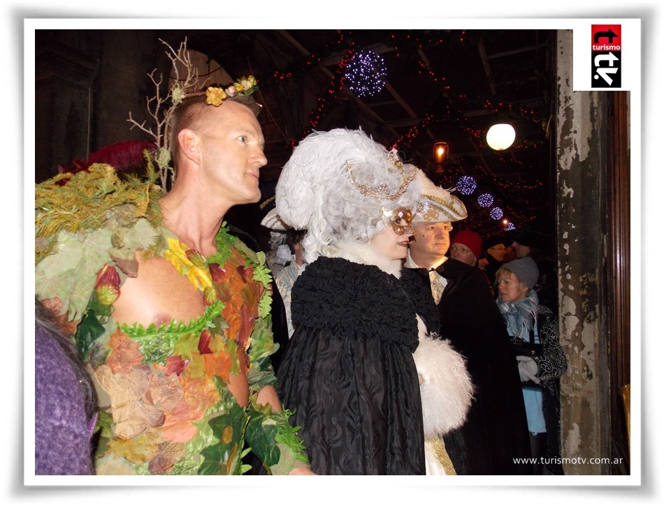 Noches de Carnaval en el café Florian de Venecia